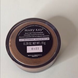 Mary Kay Brown Setting Powder for a Flawless Finish
